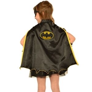 NWT Batman Cape Halloween Costume Cosplay Child's 4-6 Black w/ Yellow Trim New